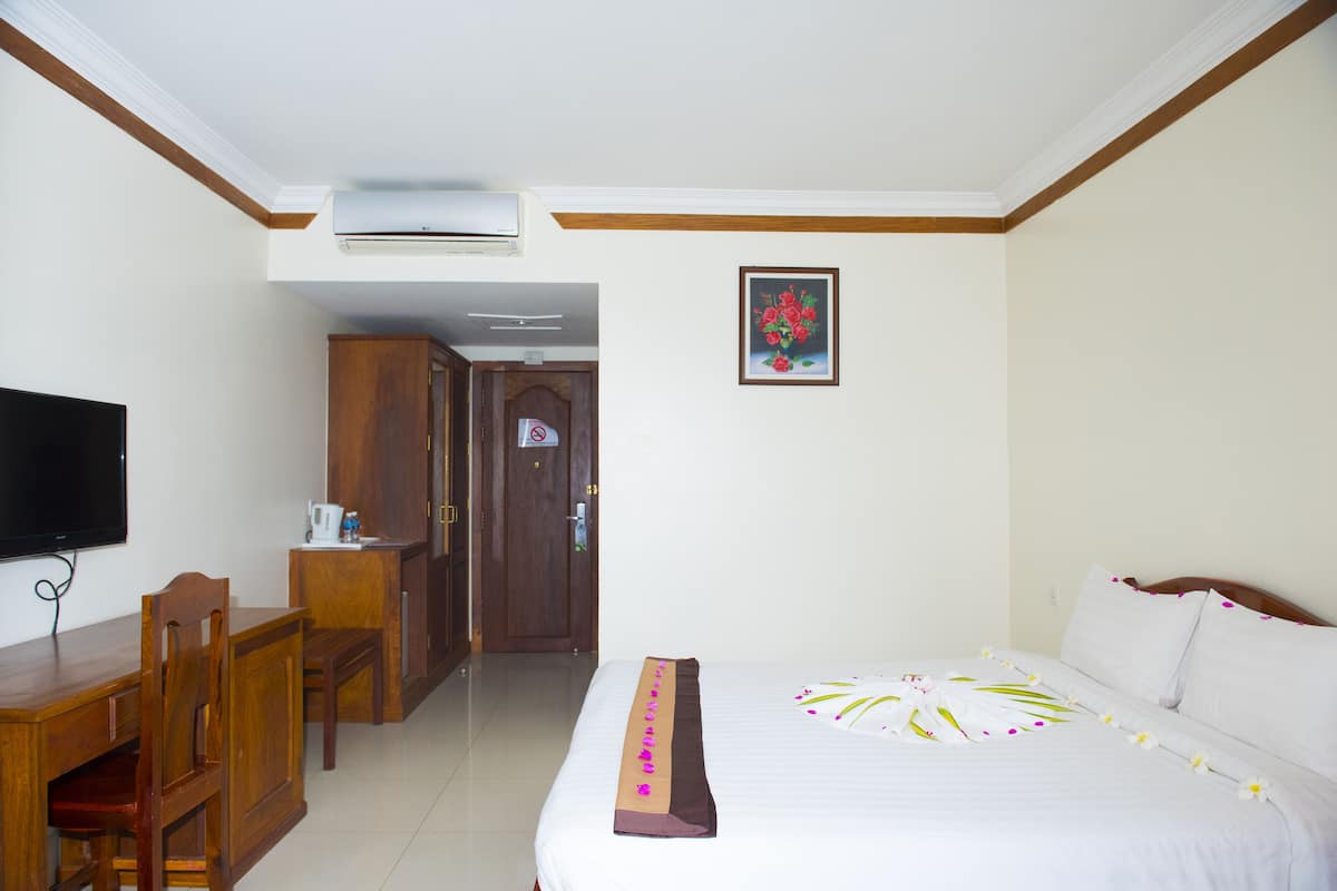 1 bedroom, minibar, in-room safe, desk