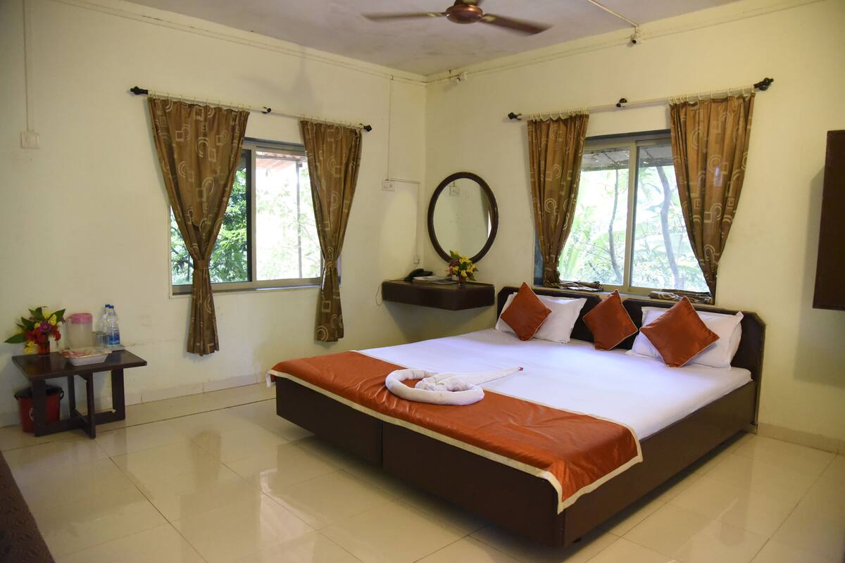 Deluxe Cottage (NON AC) | 1 bedroom, soundproofing