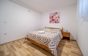 1 Schlafzimmer, Zimmersafe, kostenloses WLAN, Bettwäsche