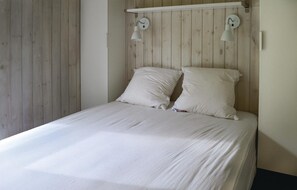 2 Schlafzimmer, Reisekinderbett, kostenloses WLAN