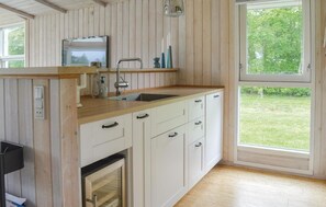 Kühlschrank, Herdplatte, Geschirrspüler