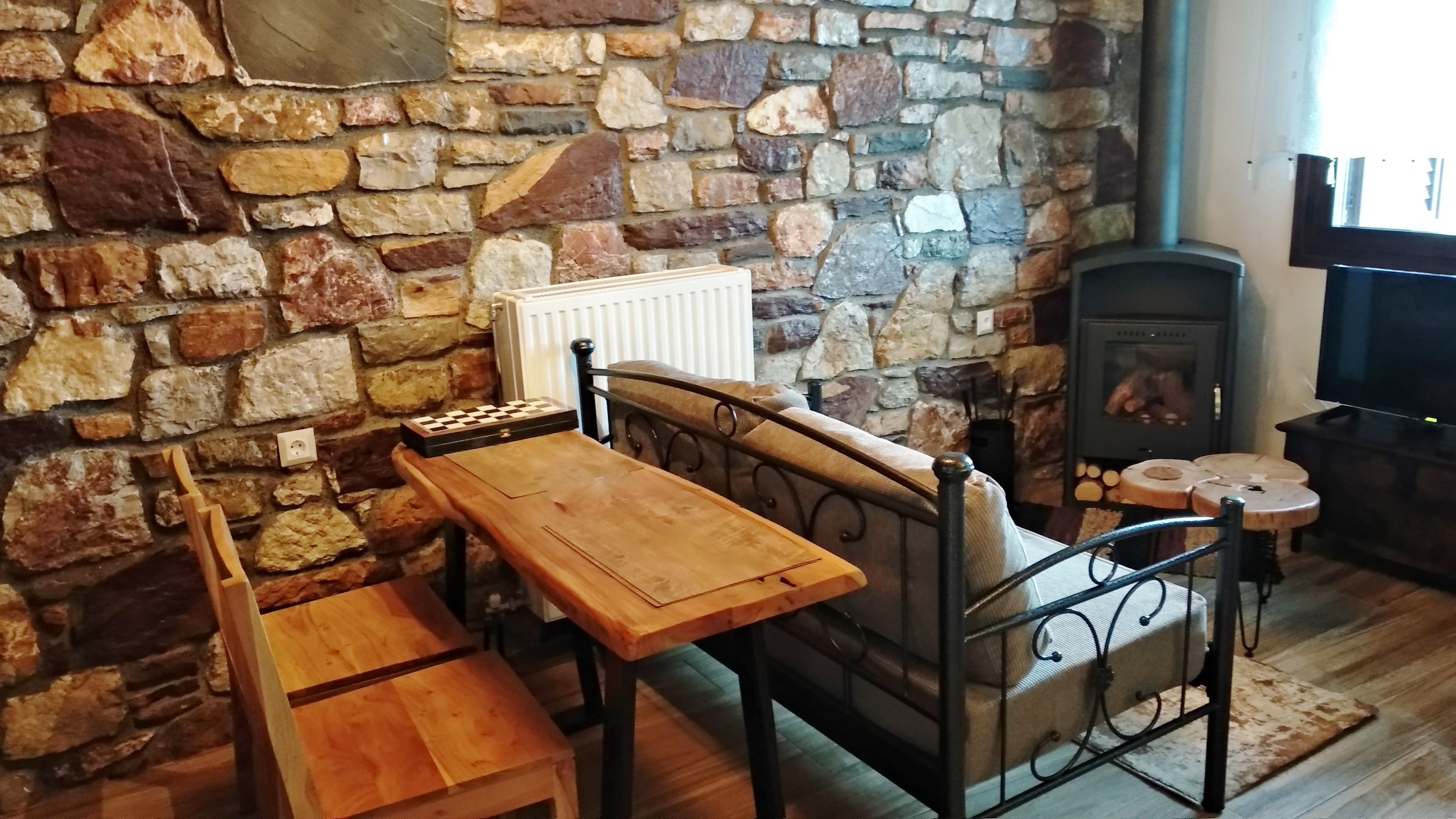 2 bedrooms, Egyptian cotton sheets, premium bedding, memory foam beds