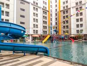 Utomhuspool