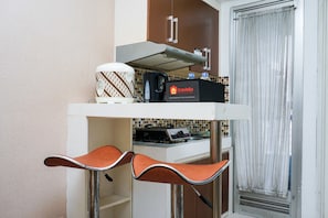 Private kitchenette