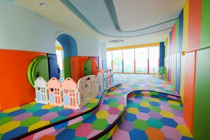 Children's play area - indoor - Modern Studio Menteng Park Apartment (Jakarta)