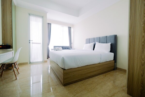 Room | 1 bedroom, desk, free WiFi, bed sheets - Nice Studio Menteng Park Apartment (Jakarta)