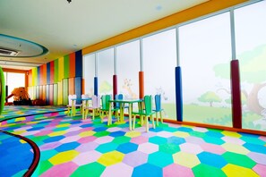 Children’s play area – indoor - Simply Modern Studio Menteng Park Apartment (Jakarta)