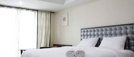 Rom | 1 soverom, skrivebord, wi-fi (inkludert) og sengetøy