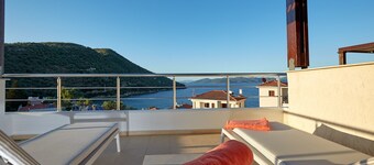 Olivia Sports and Sea