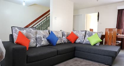 Kattaa's Quiet & Cozy Home near JKIA