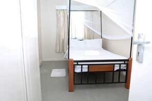 Standard House, 3 Bedrooms | 3 bedrooms, blackout drapes, iron/ironing board, free WiFi - Kattaa's Quiet & Cozy Home near JKIA (Nairobi)