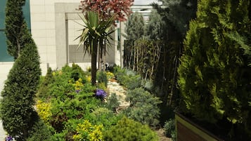 Bahçe