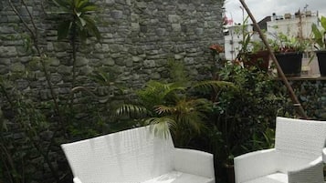 Luxury Apartment | Terrace/patio