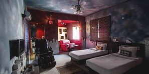 Luxury Apartment | Individually decorated, individually furnished, desk, laptop workspace - DD PENT BY JADE (Bengaluru)