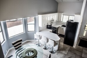 Private kitchen - #1 SLC Panoramic Views Executive Living TownHome Private Residence (Salt Lake City)