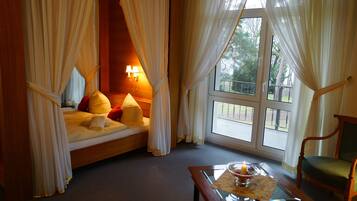 Gallery Studio Suite | Living area