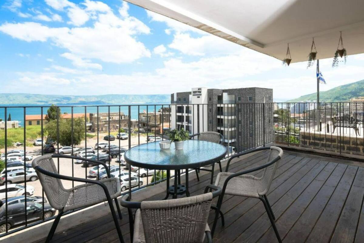 Apartment 10 | Terraza o patio