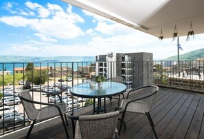 Terrace/patio -  YalaRent Migdalor Apartments with Sea Views  (Tiberias)