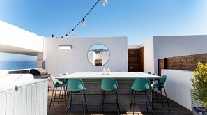 Terrace/patio -  YalaRent Migdalor Apartments with Sea Views  (Tiberias)