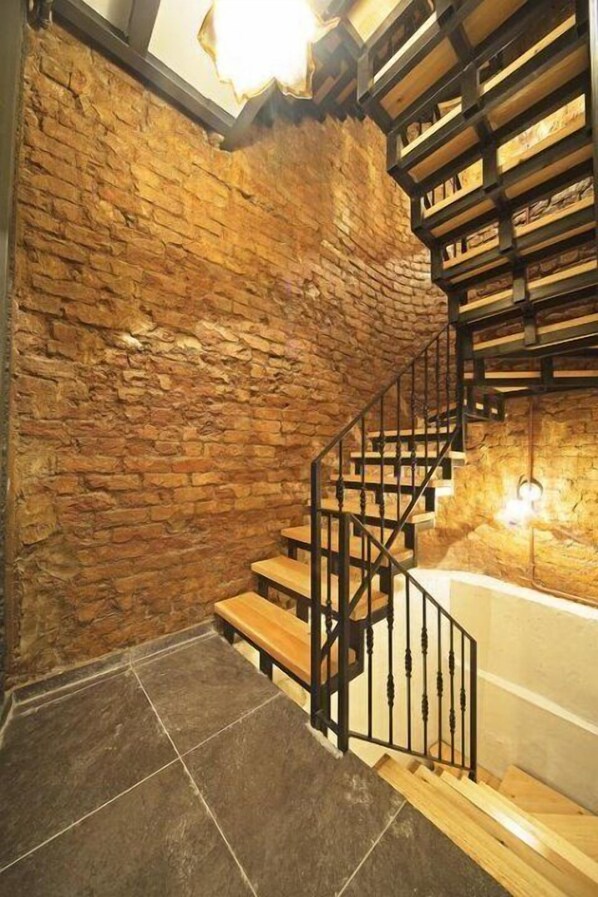 Staircase - Taksim Otto Suites (Istanbul)