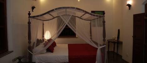 Villa Deluxe | 3 camere, con arredamento individuale, una scrivania