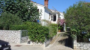 Unclassified image, 3 of 20, button - Apartments Lumanera Mali Losinj (Mali Losinj)
