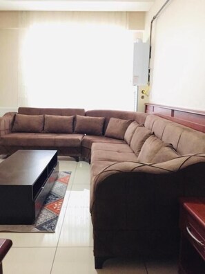 32-Zoll-Fernseher mit Satellitenempfang