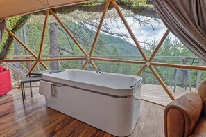 Roba de llit d'alta qualitat, matalassos Tempur-Pedic i minibar 