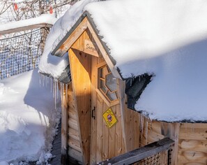 Premium bedding, Tempur-Pedic beds, minibar, in-room safe