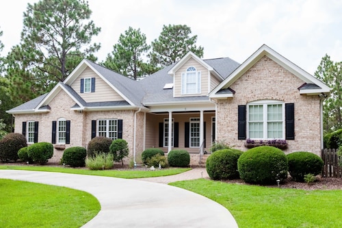 Pinehurst Vacation House w/ pool & (9) beds