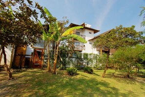 Front of property - Pousada Arágua (Bombinhas)