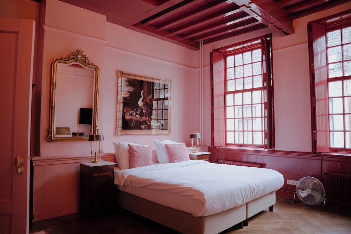 Doppia Comfort | 1 camera, biancheria da letto di alta qualità, copriletto in piuma
