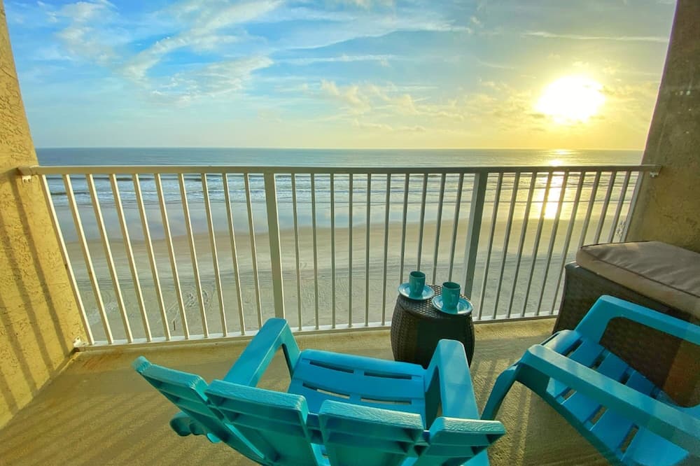 Pirates Cove Resort Studios