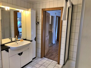 Ferienwohnung Nr. 4 | Badezimmer