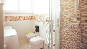 Apartment, 1 Bedroom | Bathroom | Shower, rainfall showerhead, bidet, towels