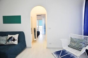 Appartement, 1 chambre | Coin séjour