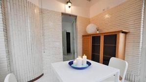 Apartment, 1 Bedroom | In-room dining - Skyline (Rome)