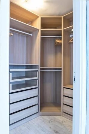 Apartment, 2 Bedrooms | Room amenity - Santorini (Rome)