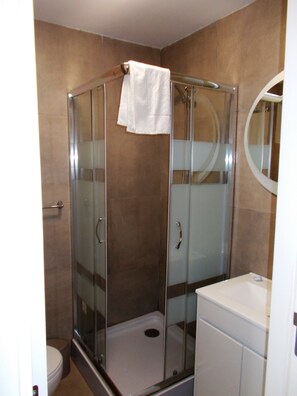 Family Apartment | Bathroom shower - Porto Sol (Porto)