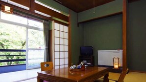 Unclassified image, 3 of 4, button - Houraikan (Kikuchi)