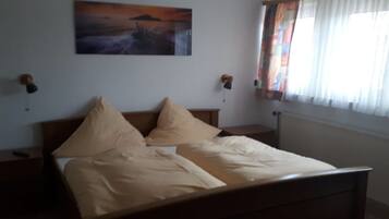 Individuell dekoriert, kostenloses WLAN, Bettwäsche