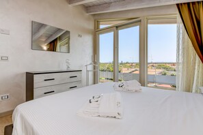 1 室のベッドルーム、アイロン / アイロン台、WiFi (無料)、ベッドシーツ