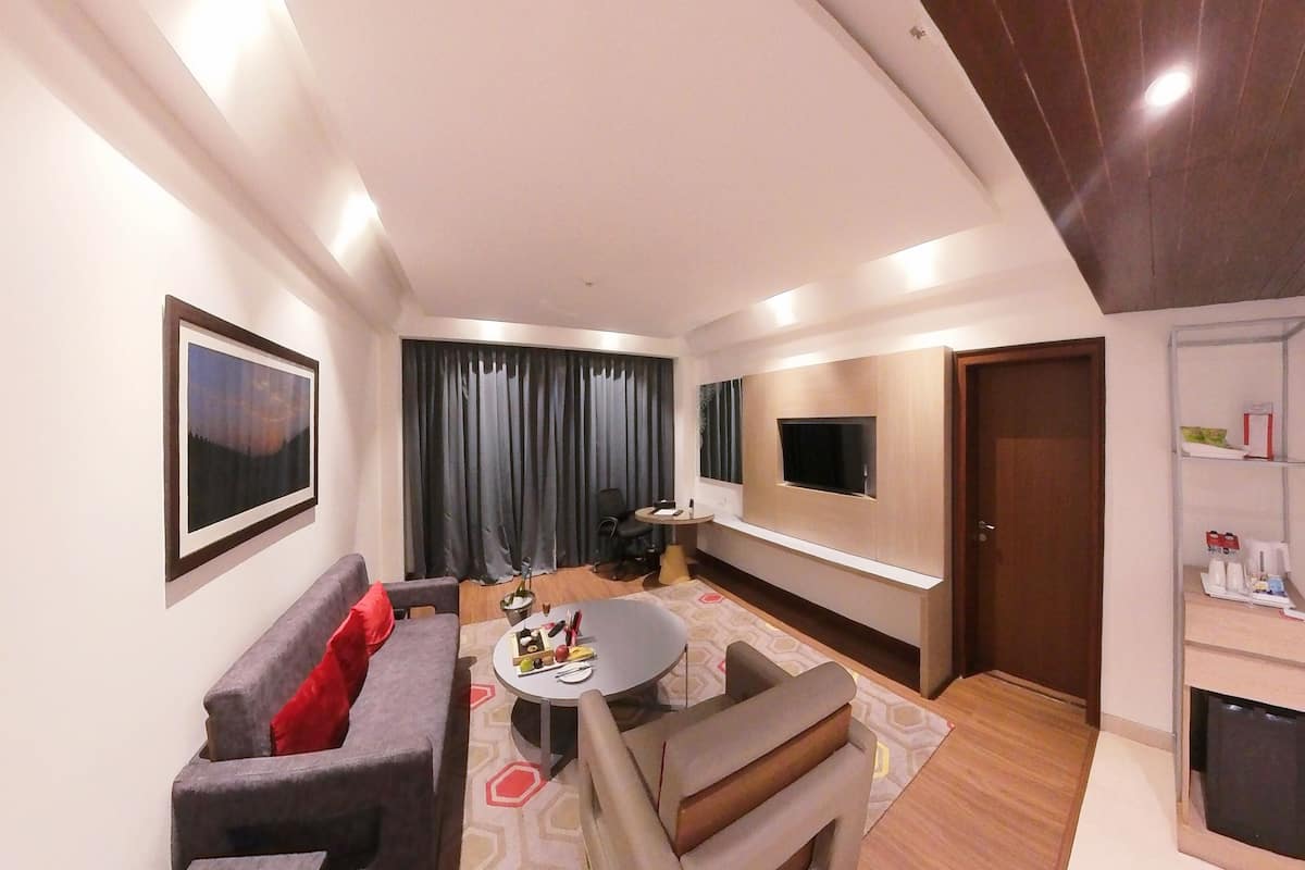 In-room safe, desk, laptop workspace, blackout curtains