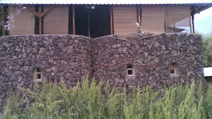 Exterior - Khosrov Hotel (Dashtakar)