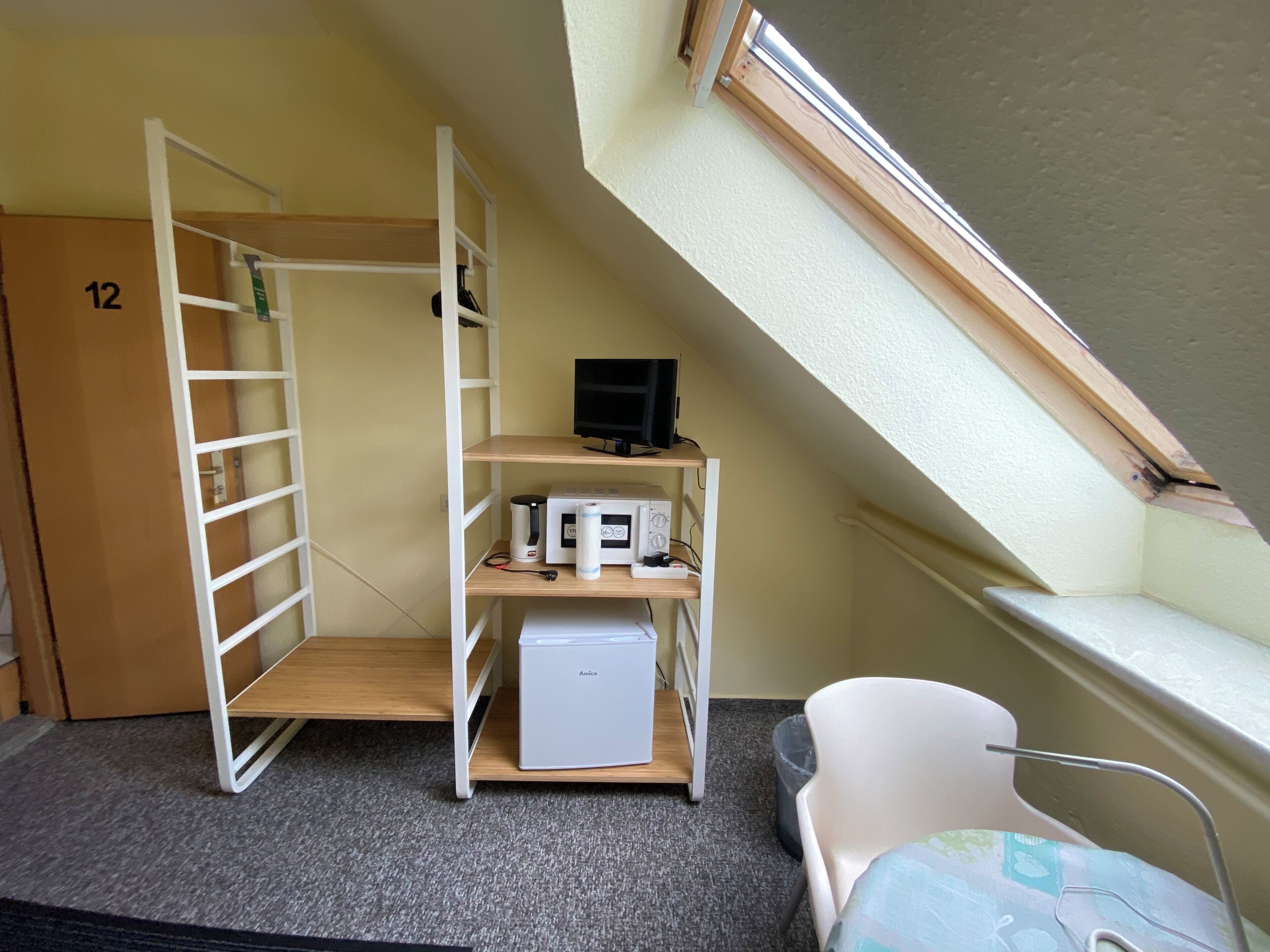 Individually decorated, individually furnished, bed sheets