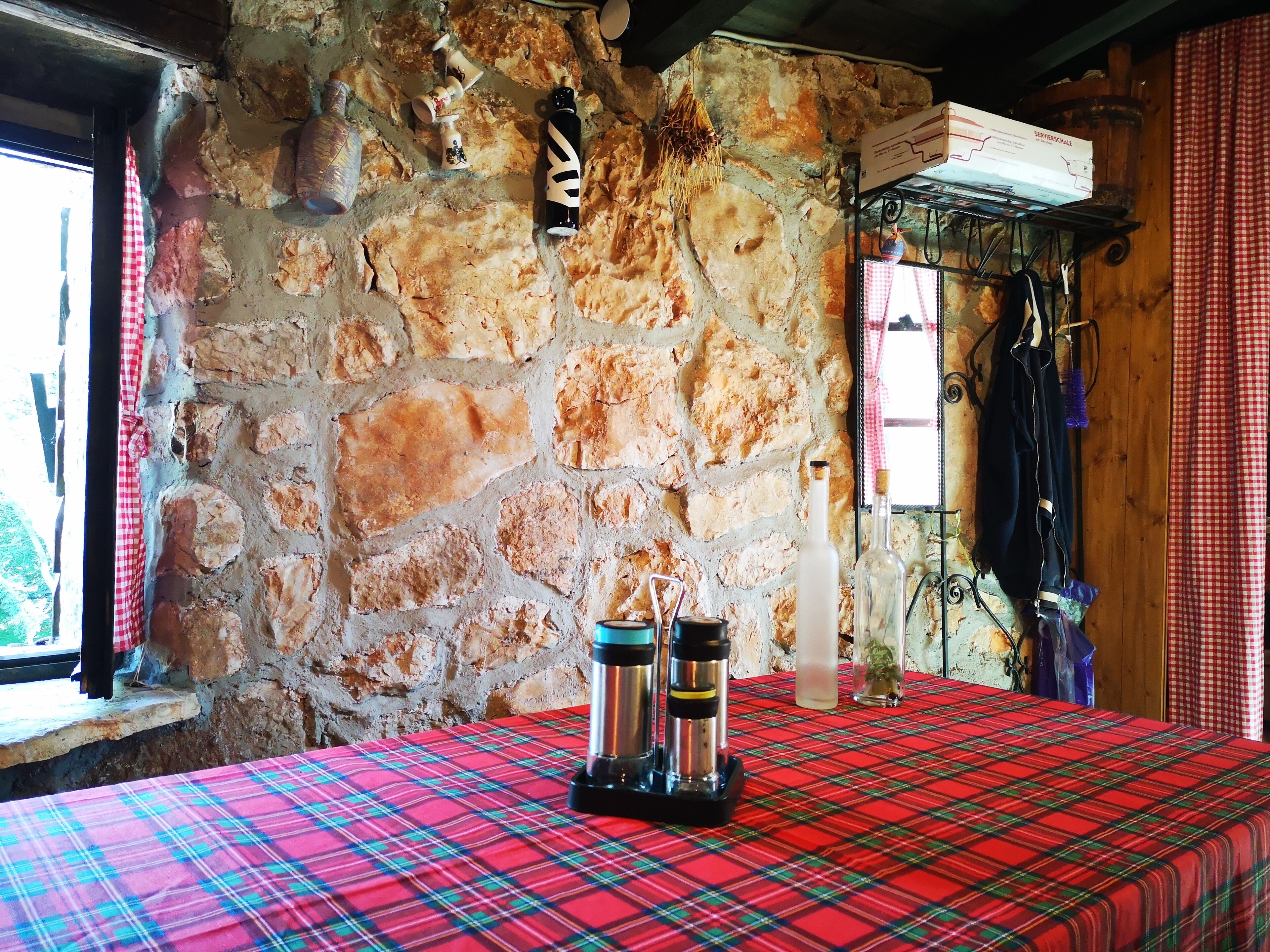 Apartment, 1 Bedroom (Svilana) | In-room dining