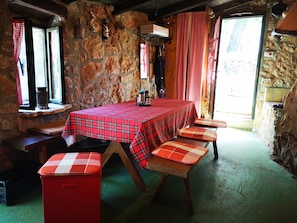 Apartment, 1 Bedroom (Svilana) | In-room dining