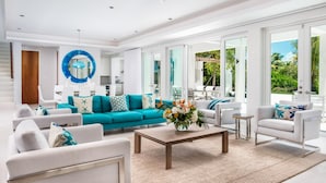 Unclassified image, 5 of 25, button - Turquoise Villa (Providenciales)