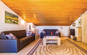 Loft | Living room | Flat-screen TV - Karlo&Marina Apartments (Crikvenica)