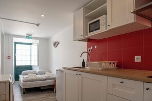 Apartment, 1 Bedroom | Private kitchen
